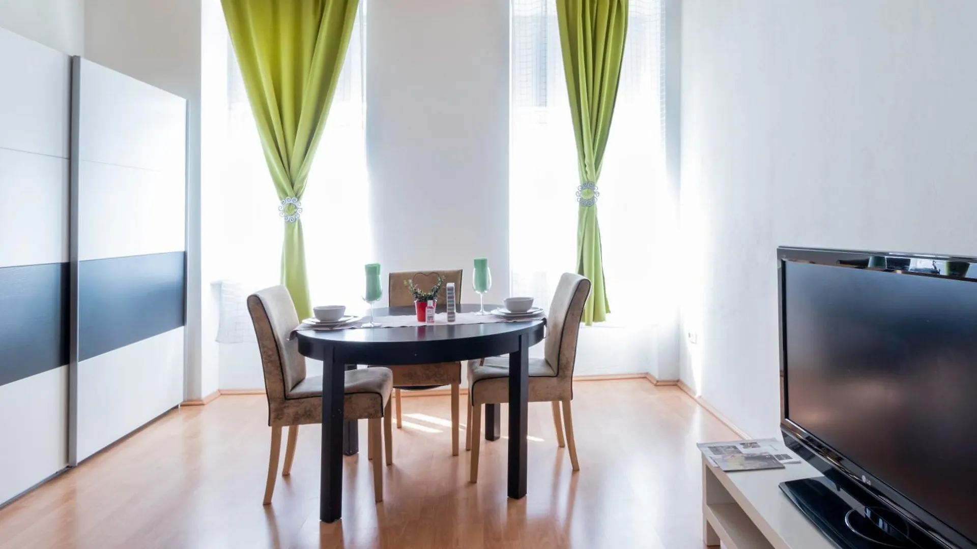 Maerzstrasse Apartments Viena 0*,