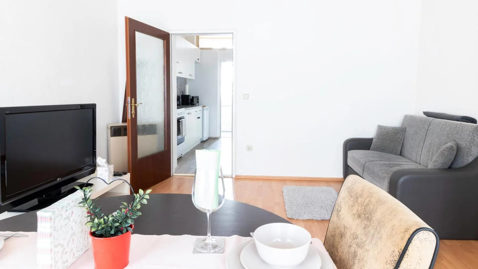 Maerzstrasse Apartments Viena